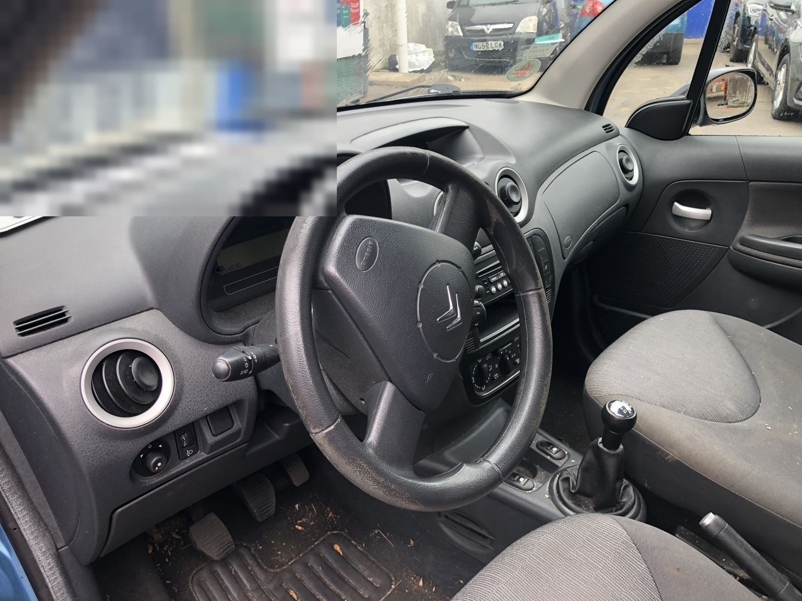 2010 Citroën C3 Petrol 5-Door Left Hand Drive photo 14