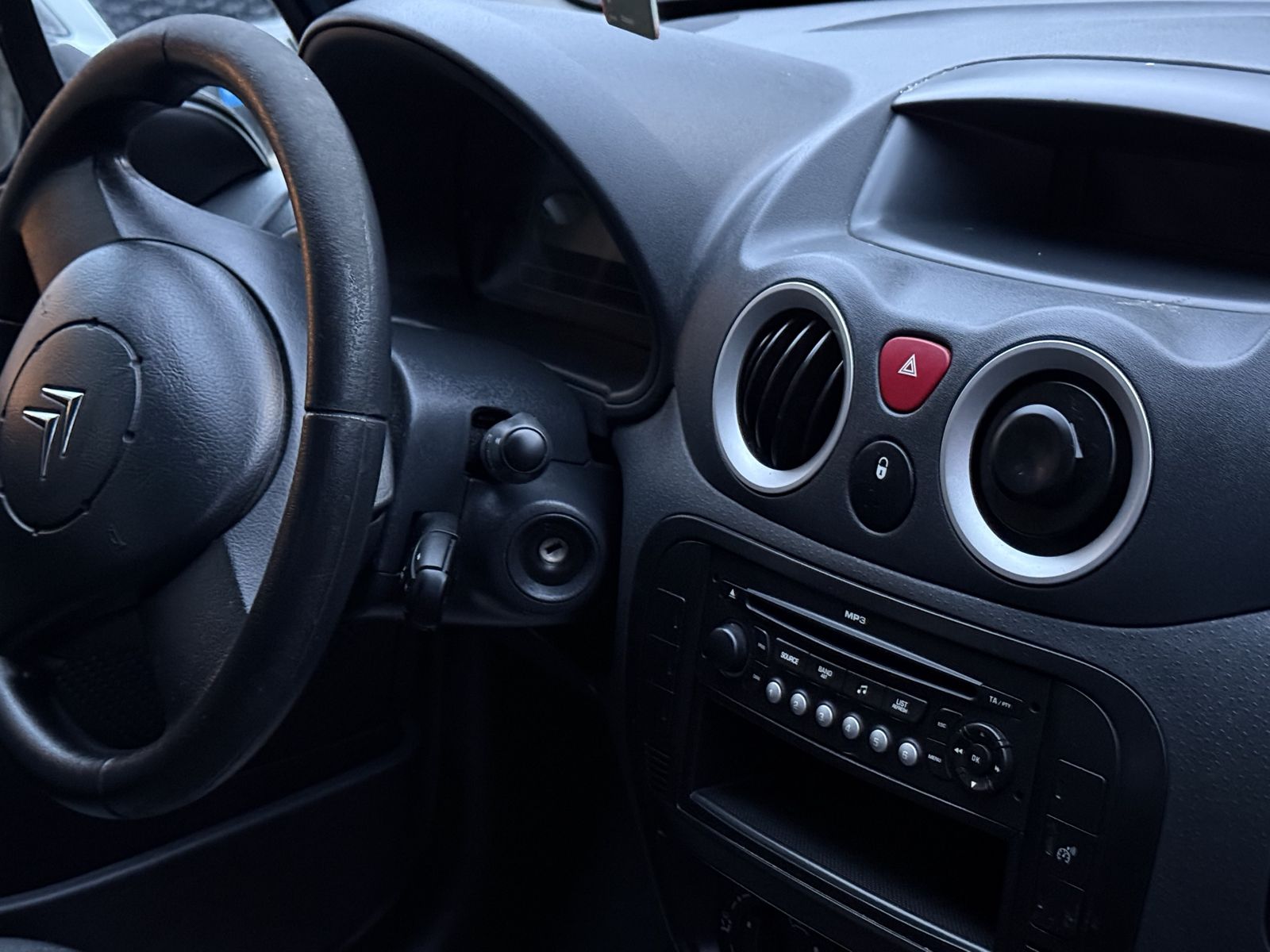 2010 Citroën C3 Petrol 5-Door Left Hand Drive photo 5