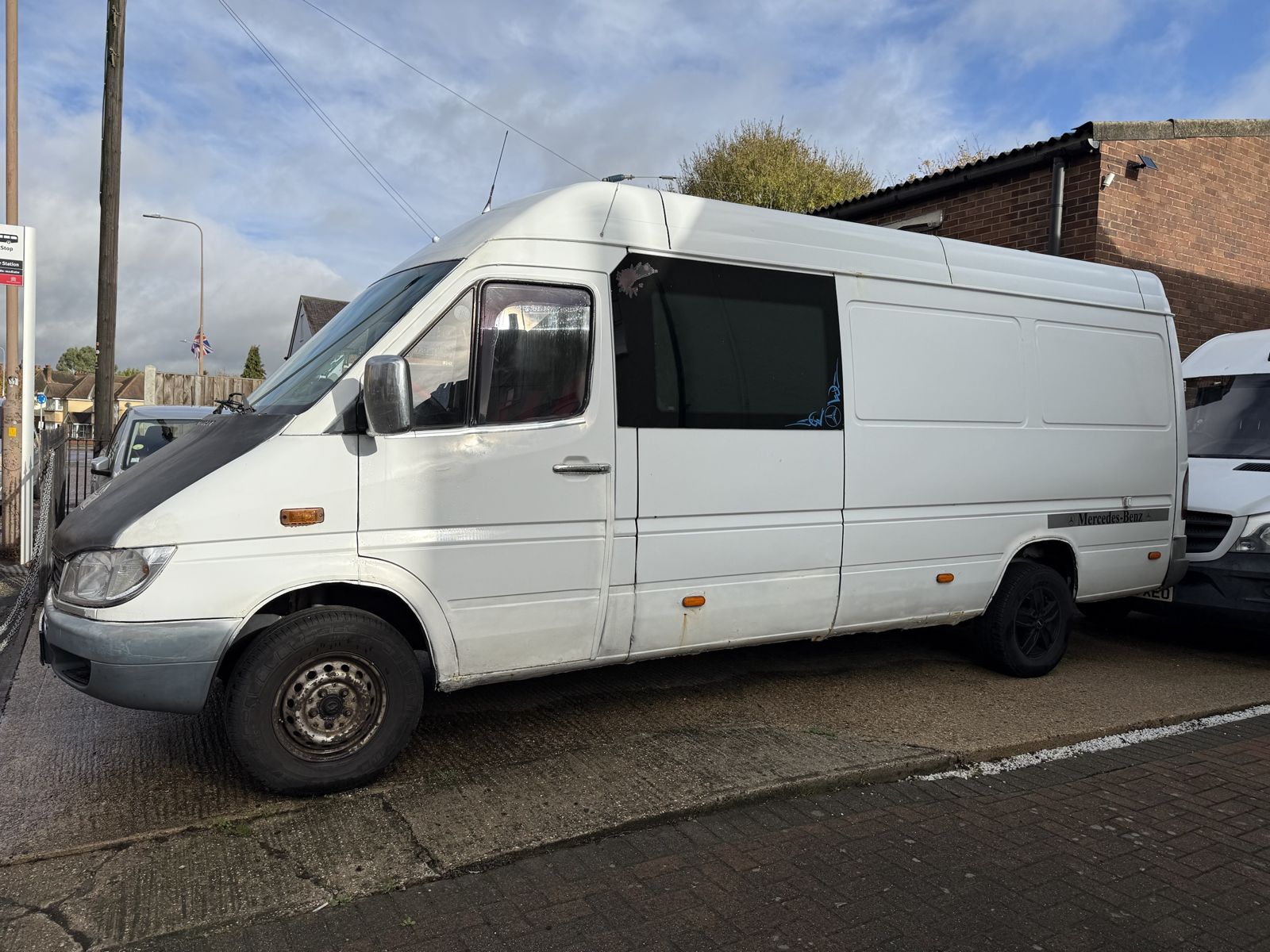 2006 Mercedes-Benz Sprinter 316 CDI 9-Seater Left Hand Drive photo 2