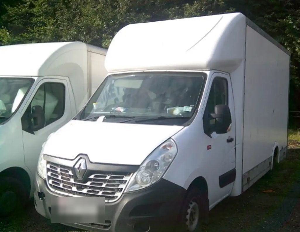 2018 Renault Master Low Loader Luton photo 3