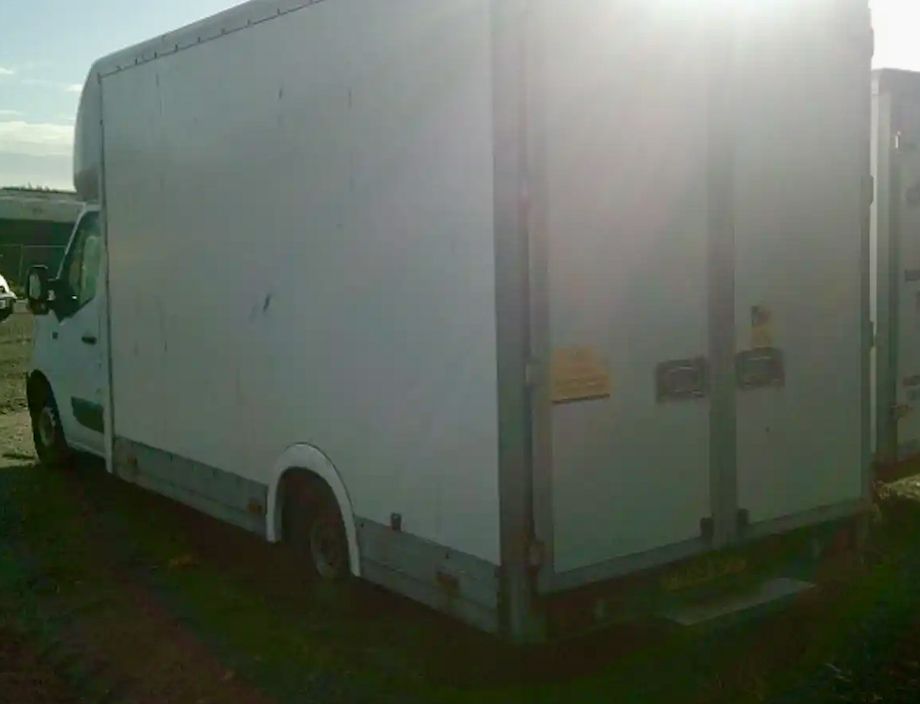 2018 Renault Master Low Loader Luton photo 6